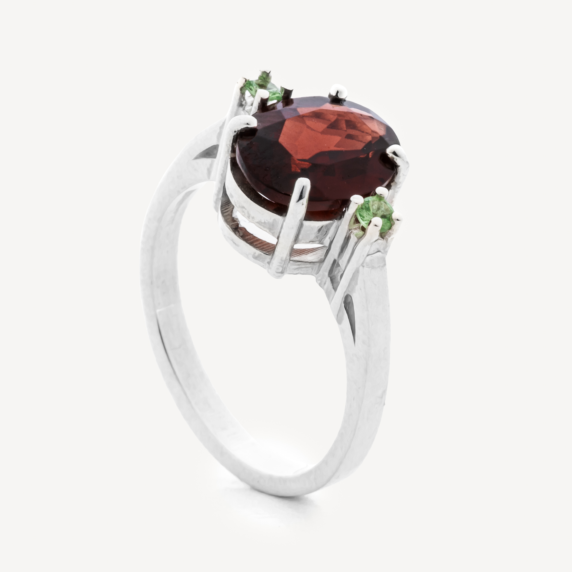 Anello granato hot sale